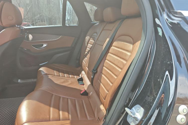 Used Mercedes-Benz GLC 2019 Facelift GLC 300 L 4MATIC Luxury Model