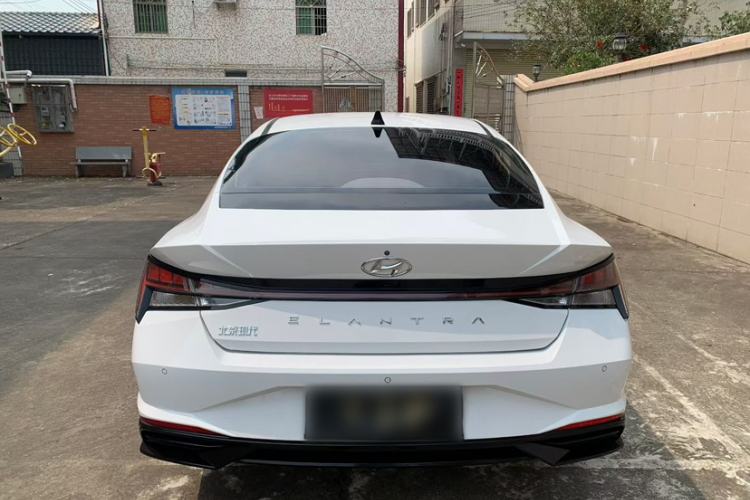 Used Hyundai Elantra 2021 1.5L CVT LUX Prestige Edition Exterior 5