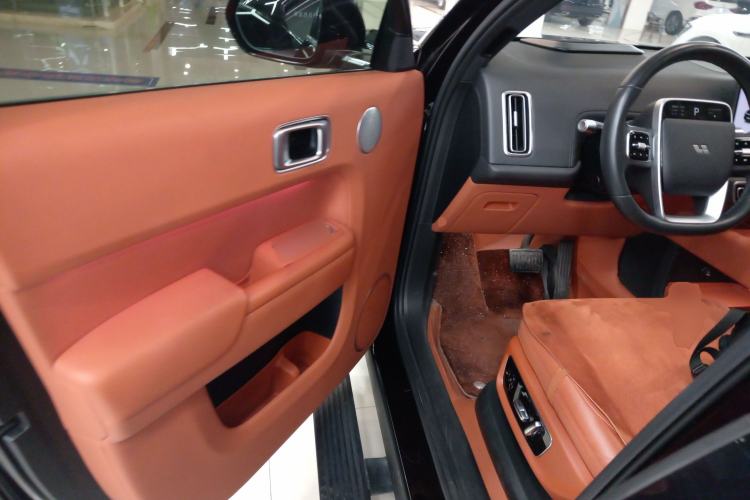 Used Li Auto L8 2024 Ultra Model