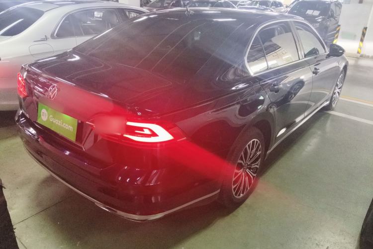 Used Volkswagen Phideon 2021 380TSI Luxury Edition
