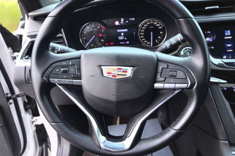 Used Cadillac XT6 2020 28T Six-Seater Four-Wheel-Drive Luxury Version
