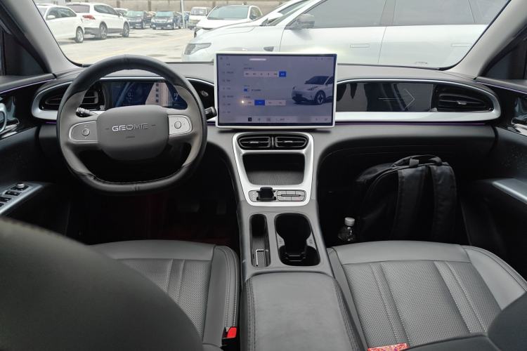 Used Geely Galaxy Geome 2025 UP 410km Exploration Edition Center Console
