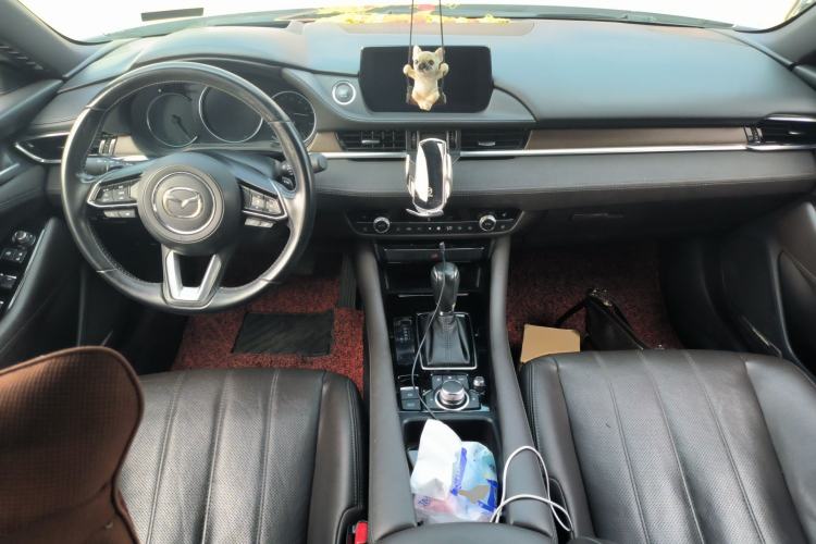 Used Mazda Atenza 2021 2.5L Blue Sky Prestige Edition Center Console