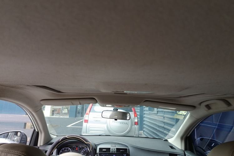 Used Nissan Tiida 2011 1.6L CVT Smart Version Headliner