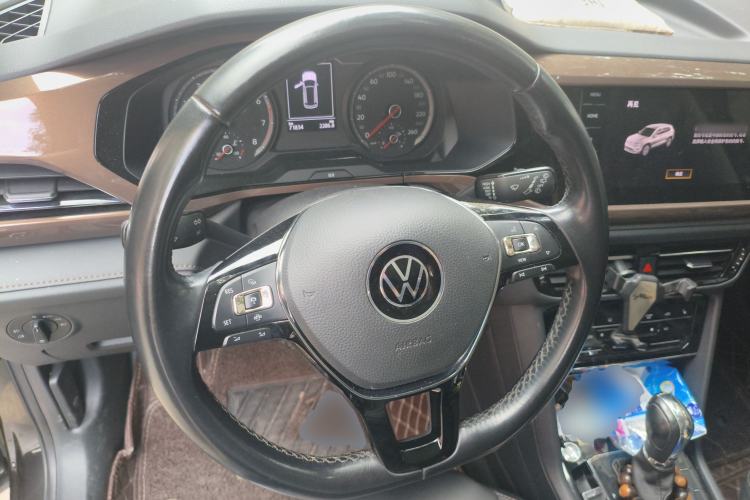 Used Volkswagen Tharu 2021 280TSI Two-Wheel-Drive Luxury Plus Edition
