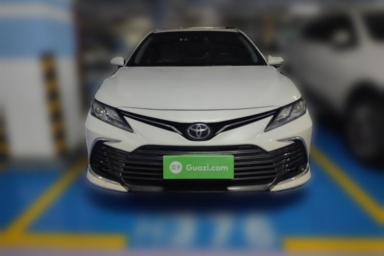 Used Toyota Camry 2021 2.0G Luxury Edition Front