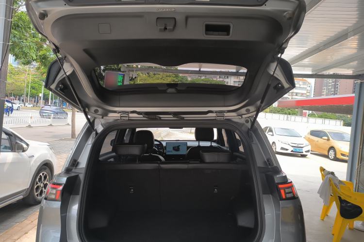 Used AION Y 2021 70 Tech Vitality Edition Trunk