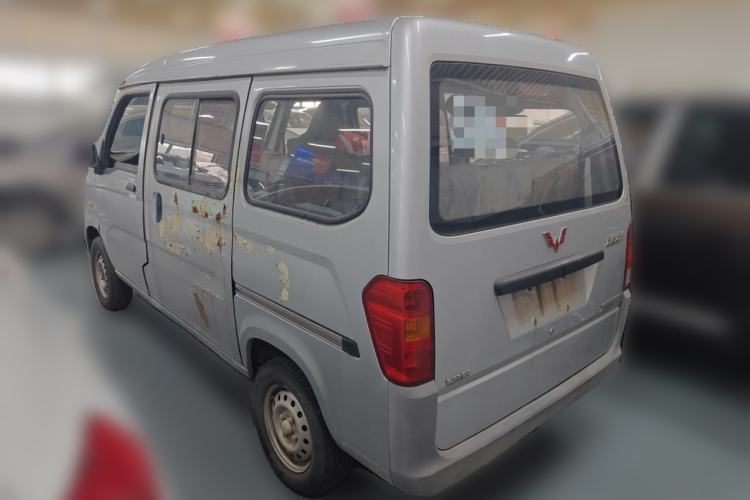 Used Wuling Zhiguang 2015 1.2L Practical LS-I Model Rear Left 45 Deg