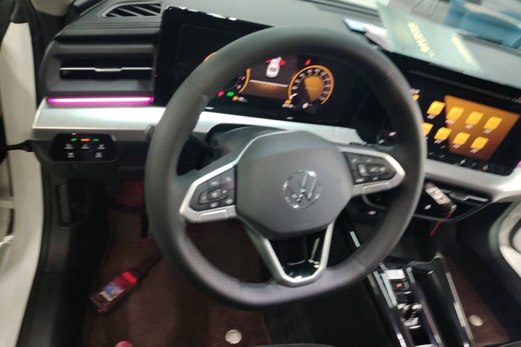 Used Volkswagen Lamando 2023 Lavida L 280TSI DSG Spicy Edition