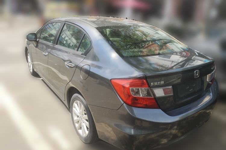 Used Honda Civic 2012 1.8L automatic luxury edition
