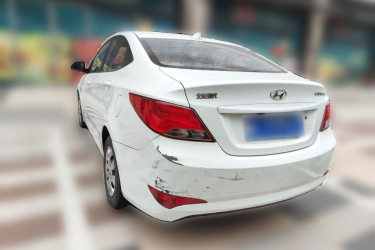 Used Hyundai Verna (older generation) 2014 1.4L Manual Smart GLS Trim