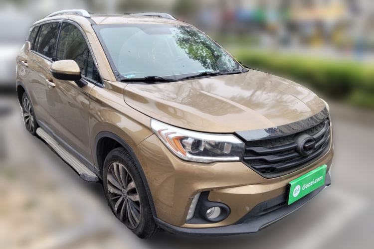 Used GAC Trumpchi GS4 2015 200T G-DCT Elite Edition Front Right 45 Deg