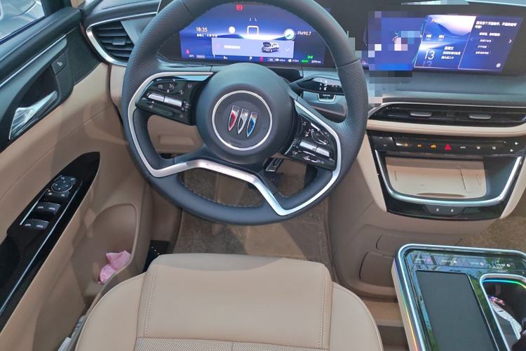 Used Buick GL8 New Energy 2025 Lu Shang Luxury Edition 7-Seater
