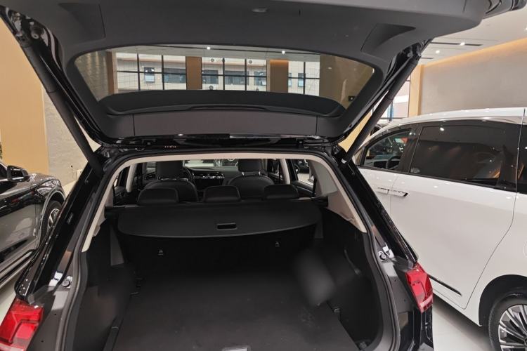 Used Volkswagen Tiguan L 2021 330TSI Automatic Two-Wheel Drive R-Line Enhanced Edition Trunk