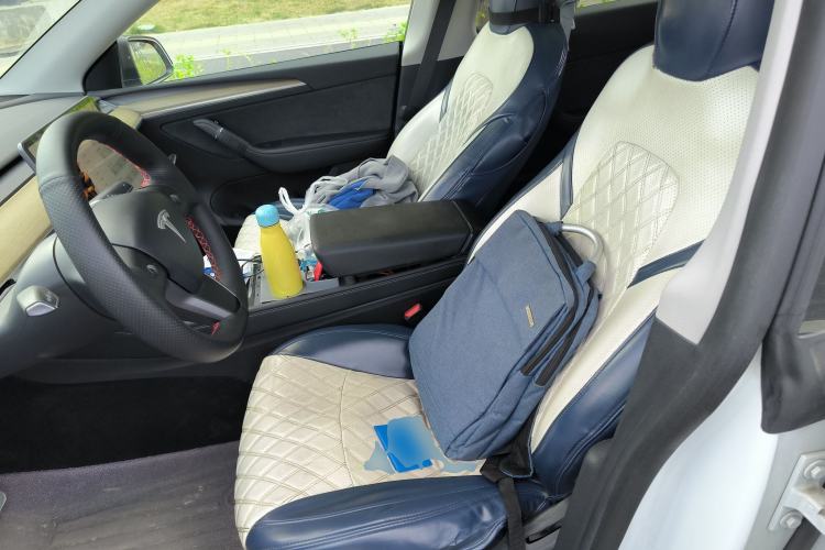 Used Tesla Model Y 2022 Rear-Wheel-Drive Version
