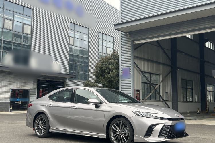 Used Toyota Camry 2026 Model Dual-Engine 2.0HXS Sport Plus Edition
