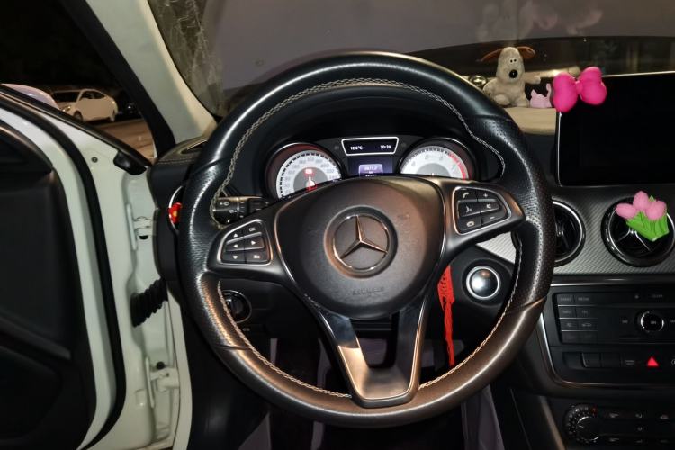 Used Mercedes-Benz GLA 2016 GLA 200 Fashion Model
