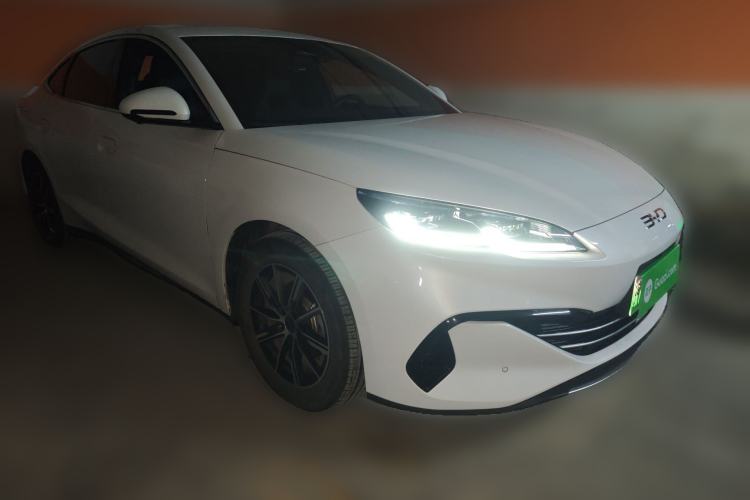 Used BYD Seal 06 New Energy 2024 DM-i 120KM Luxury Model Front Right 45 Deg