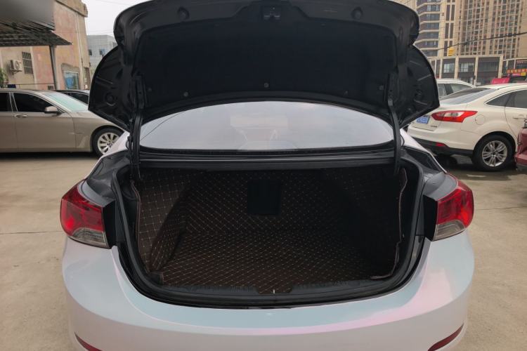 Used Hyundai Elantra (5th Generation / Langdong) 2015 1.6L Automatic Leading Model Trunk