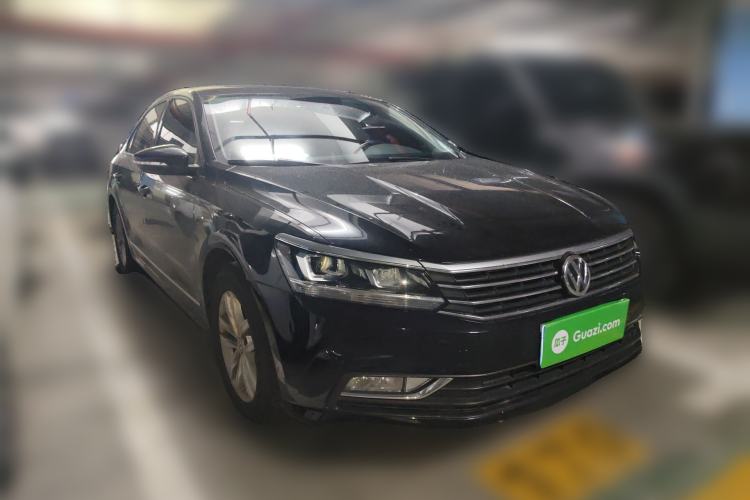 Used Volkswagen Passat 2016 280TSI DSG Prestige Edition Front Right 45 Deg