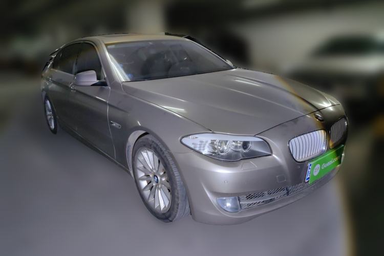 Used BMW 5 Series 2013 535Li Leading Model
