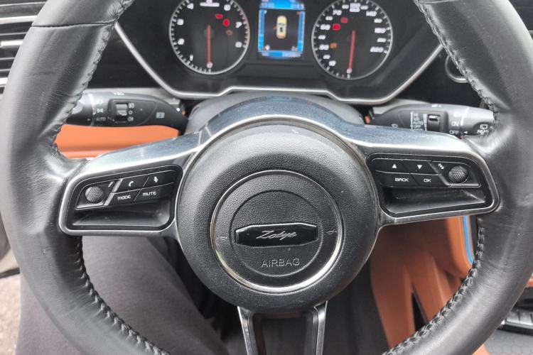 Used Zotye T700 2017 1.8T Manual Luxury Model
