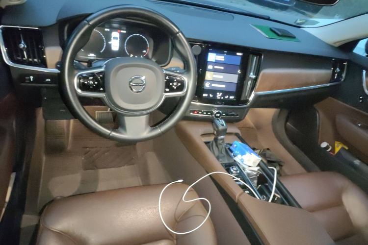 Used Volvo S90 2020 T5 Zhiyi Luxury Edition
