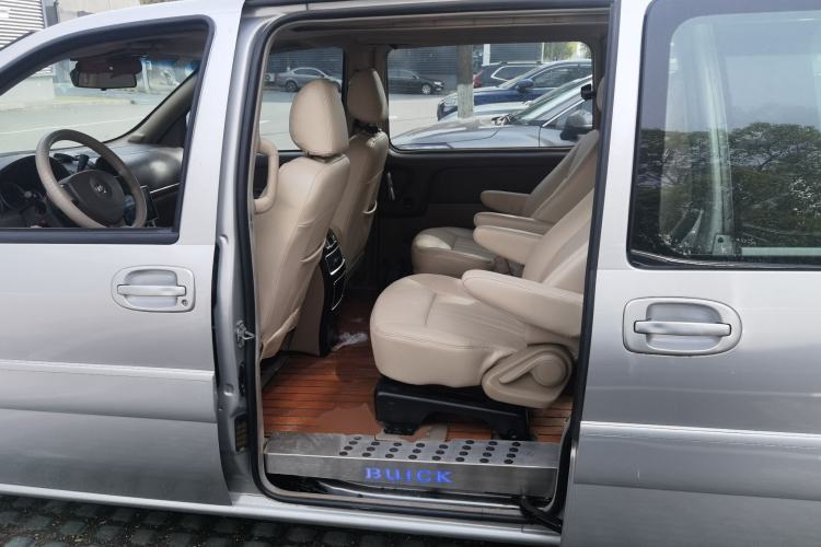 Used Buick GL8 2013 2.4L Comfort Edition Left Rear Seat