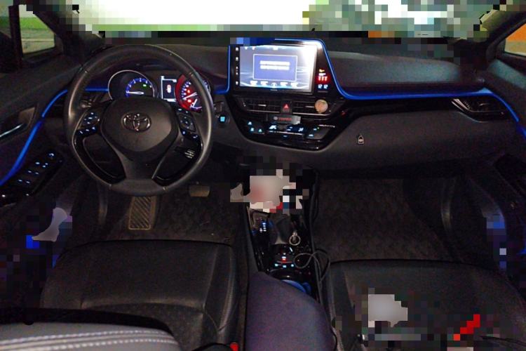 Used Toyota IZOA 2020 2.0L Yichi Version