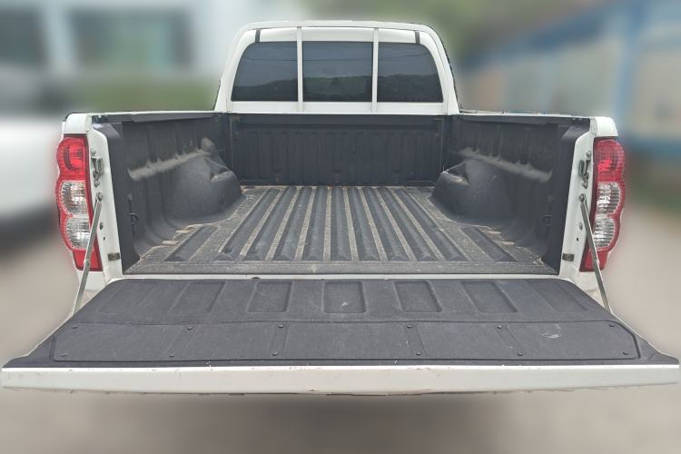 Used Great Wall Wingle 5 2020 2.4L Gasoline Two-Wheel Drive Value Edition Big Double Cab China VI Standard 4K22D4M Trunk