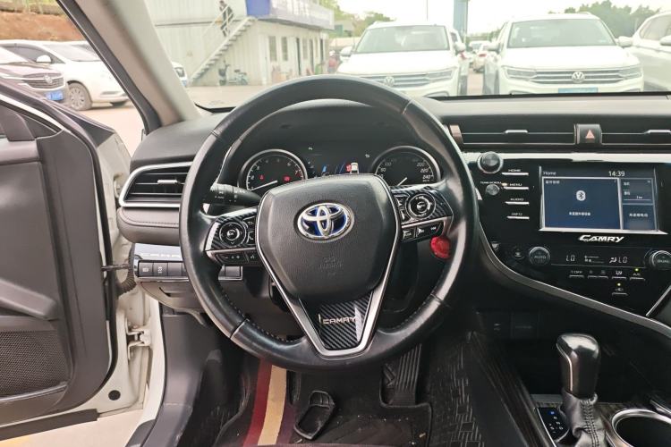 Used Toyota Camry 2018 2.0G Luxury Edition Steering Wheel