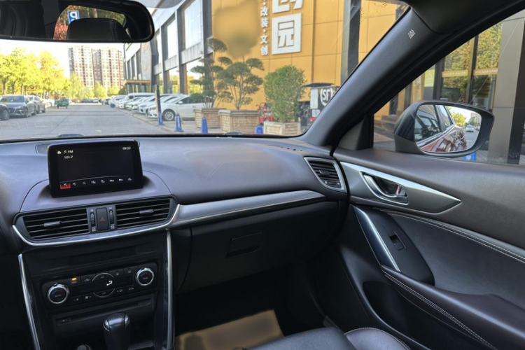 Used Mazda CX-4 2016 2.5L Automatic 4x4 Sky Blue Passion Edition