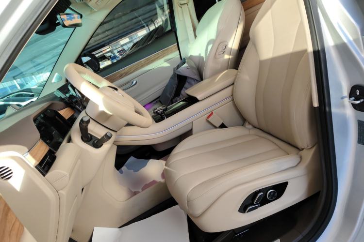 Used Hima AITO M7 2024 1.5T Rear-Drive Plus Version 5 Seats