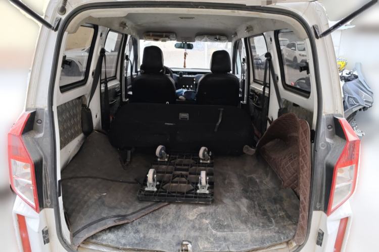 Used Wuling Hongguang PLUS 2019 1.5T Manual Standard Edition 5 Seats Trunk