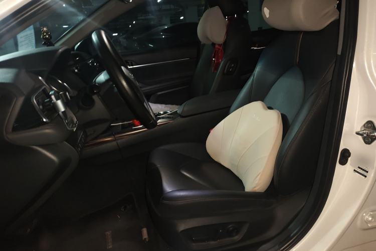 Used Toyota Camry 2019 2.5G Luxury Edition China VI Standard