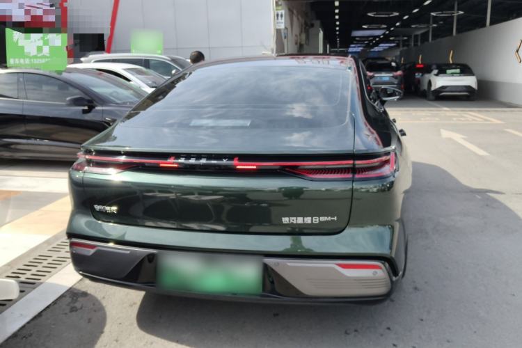 Used Geely Galaxy Galaxy 8 2025 130km EM-i Deluxe Edition
