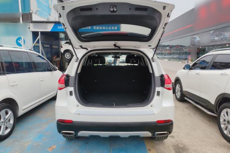 Used Haval H2 2018 Chuanxiang Edition Blue Badge 1.5T Dual-Clutch Two-Wheel Drive Fashionable Model
