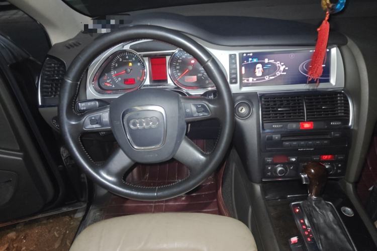 Used Audi Q7 2006 3.6 FSI quattro Base Model Steering Wheel