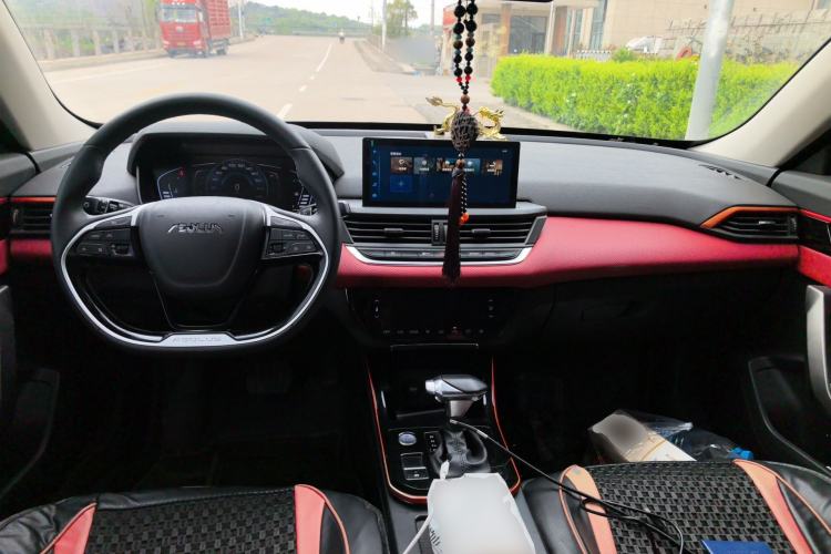 Used Dongfeng Aeolus Yixuan GS 2021 230T Automatic Star-Chasing Warrior Edition Center Console