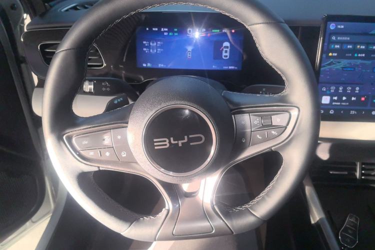 Used BYD Seal 06 New Energy 2025 EV 545KM Premium Edition