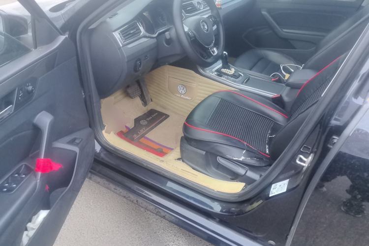 Used Volkswagen Passat 2017 280TSI DSG Luxury Edition
