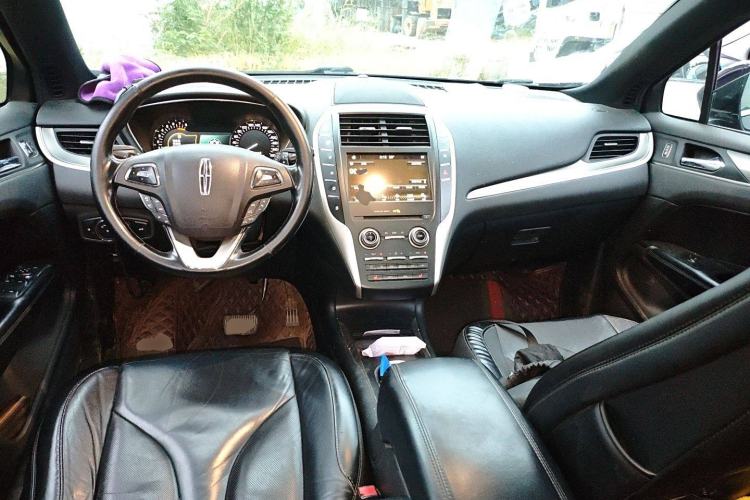 Used Lincoln MKC 2017 2.0T Two-Wheel Drive Deluxe Edition