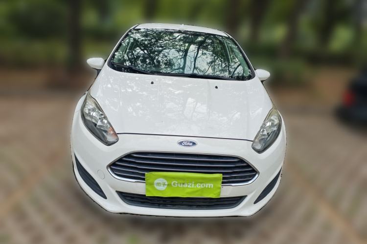 Used Ford Fiesta 2013 Sedan 1.5L Manual Fashion Edition
