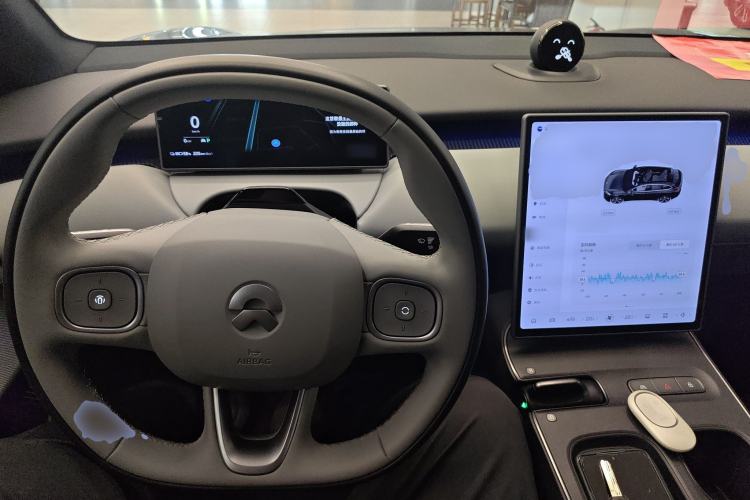 Used Nio ET5T 2024 75kWh Touring Center Console