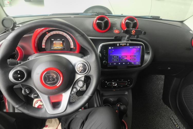 Used smart fortwo 2018 1.0L 52kW Hardtop Passion Edition China V Standard
