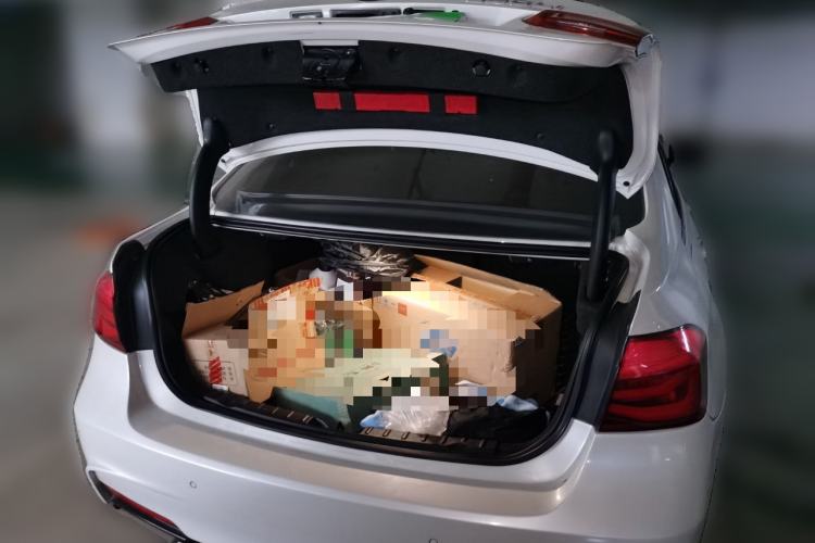 Used BMW 3 Series 2016 320Li Ambition Model
