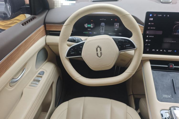 Used Hima AITO M7 2024 1.5T Intelligent Driving 4WD Max Edition 5 Seats Steering Wheel