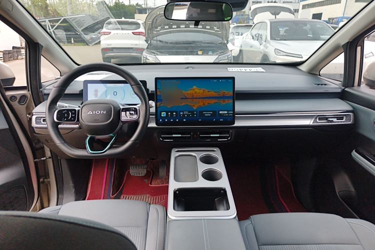 Used AION Y 2023 Plus 510 Enjoy Edition Center Console