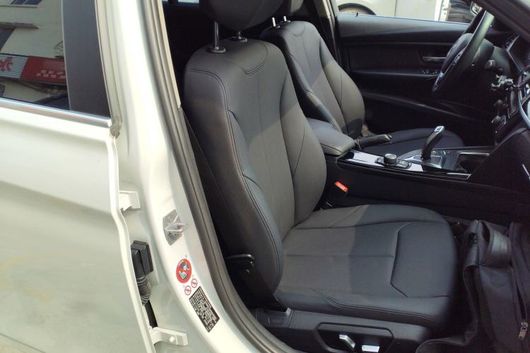 Used BMW 3 Series 2017 320Li Fashion Model
