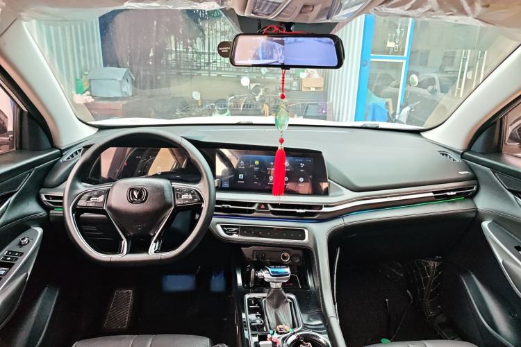 Used CHANGAN CS75 PLUS 2020 1.5T Automatic Luxury Version Center Console